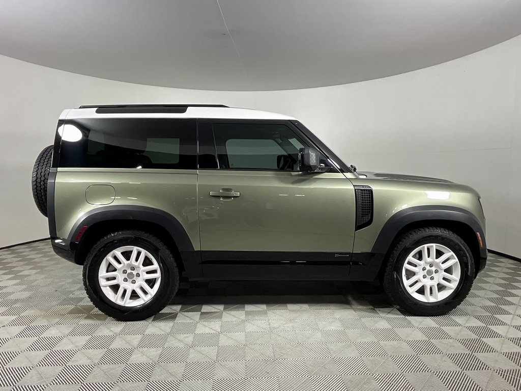 2021 Land Rover Defender 90 X-Dynamic S photo 4