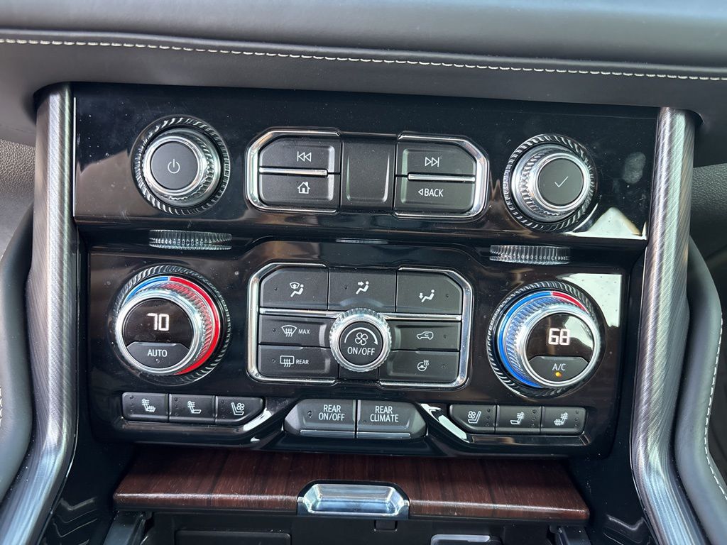 2023 Gmc Yukon Denali Ultimate photo 17