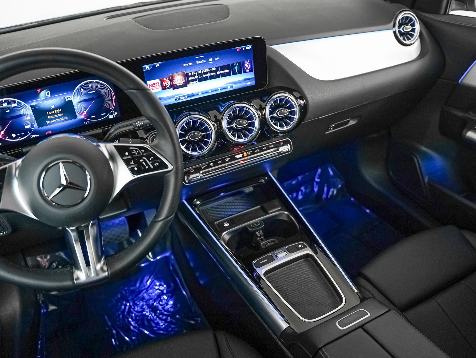 2025 Mercedes Benz GLA 250 photo 14