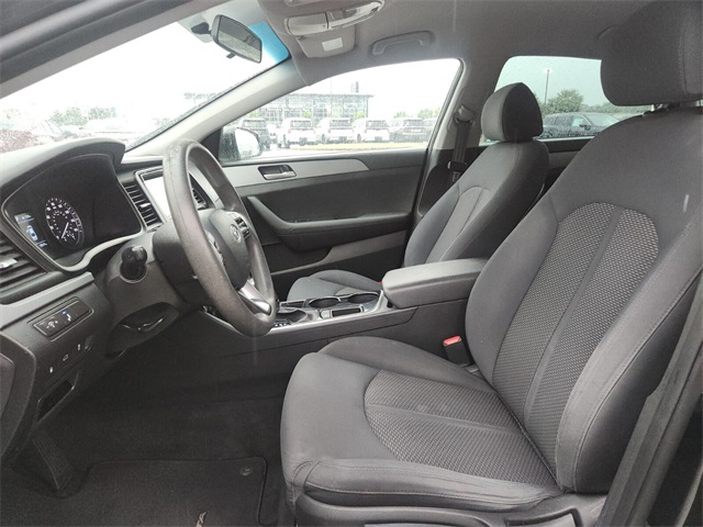 2018 Hyundai Sonata SE photo 9