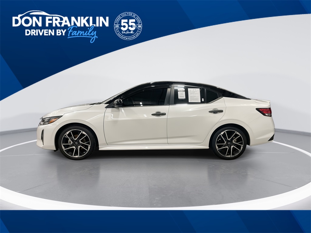 2024 Nissan Sentra SR's photo