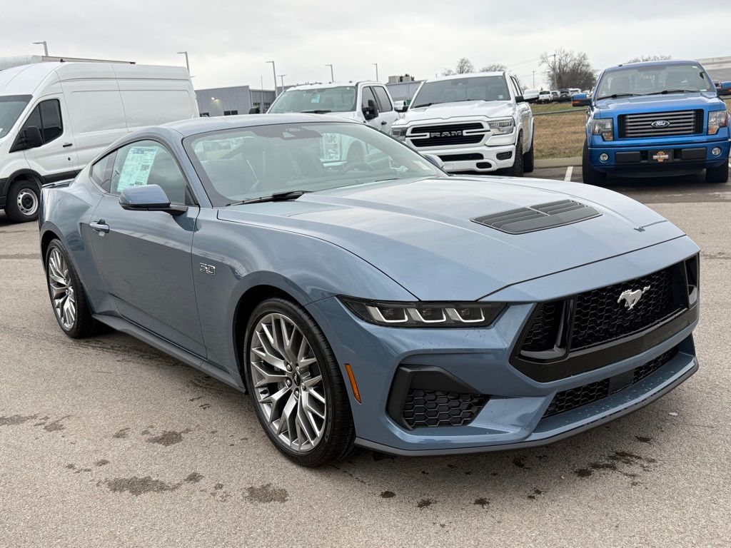 2025 Ford Mustang GT Premium photo 2