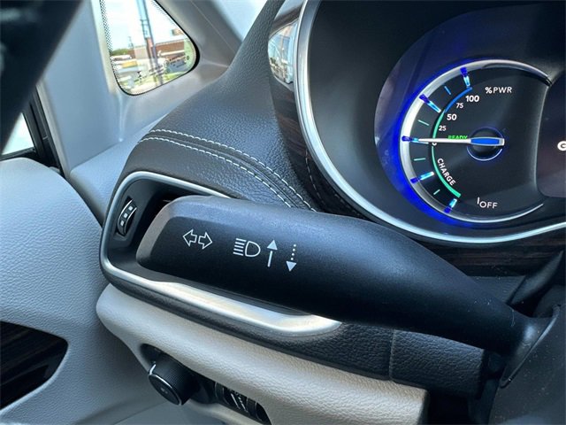 2022 Chrysler Pacifica Hybrid Limited photo 64