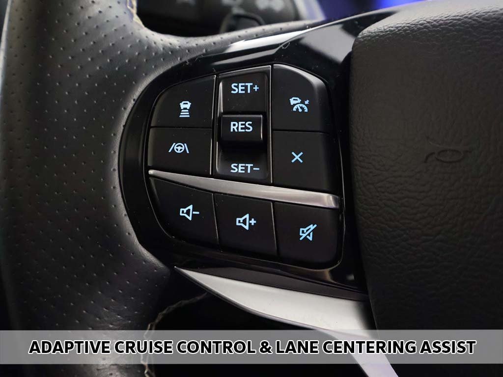 2022 Ford Explorer ST photo 4