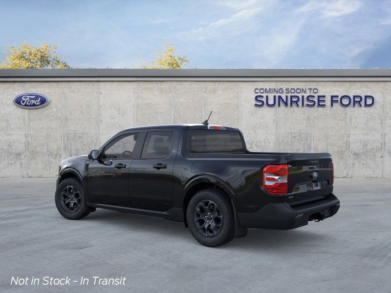 2025 Ford Maverick XLT photo 2