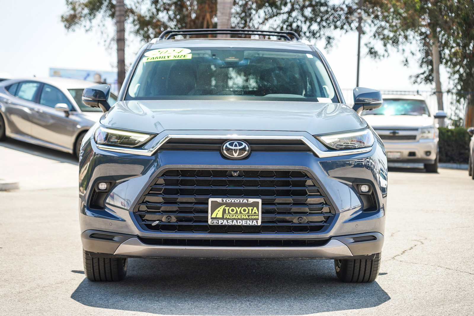 2024 Toyota Grand Highlander Limited photo 4