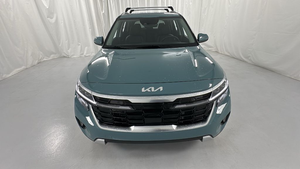 2026 Kia Seltos SX photo 8