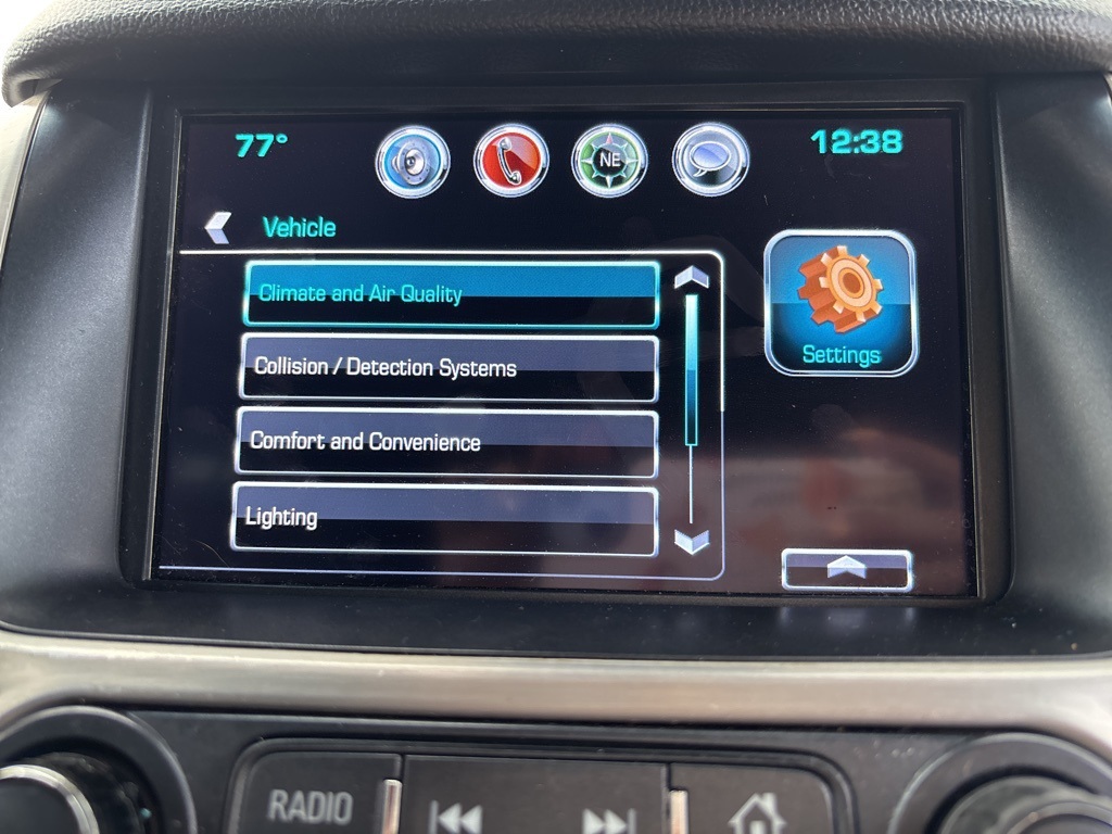 2017 Gmc Yukon SLE photo 25