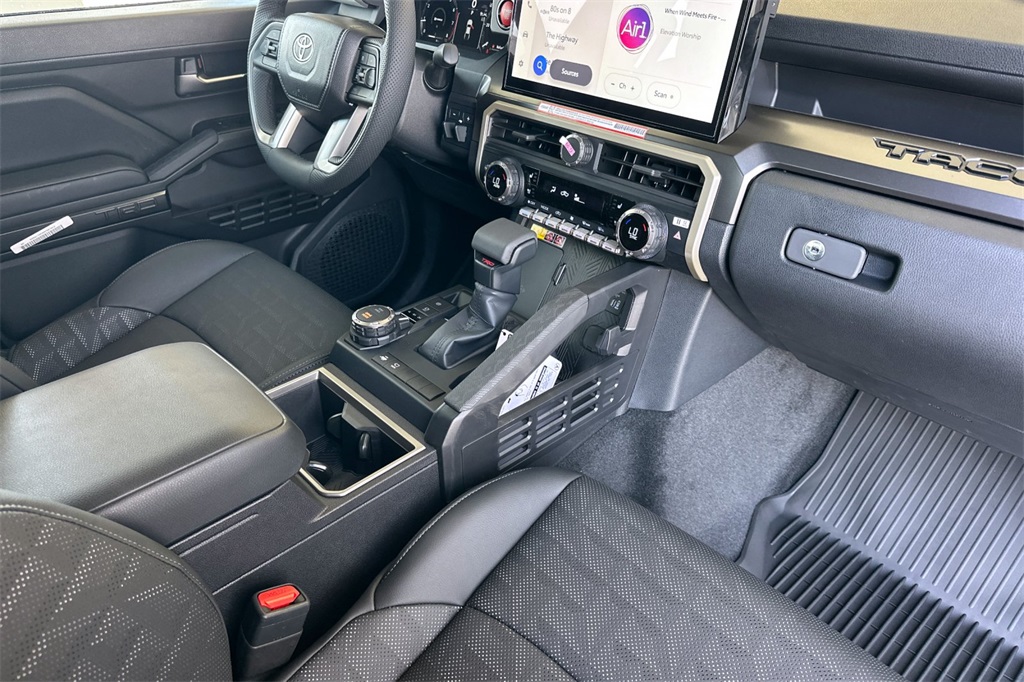 2025 Toyota Tacoma TRD Sport Double Cab photo 14