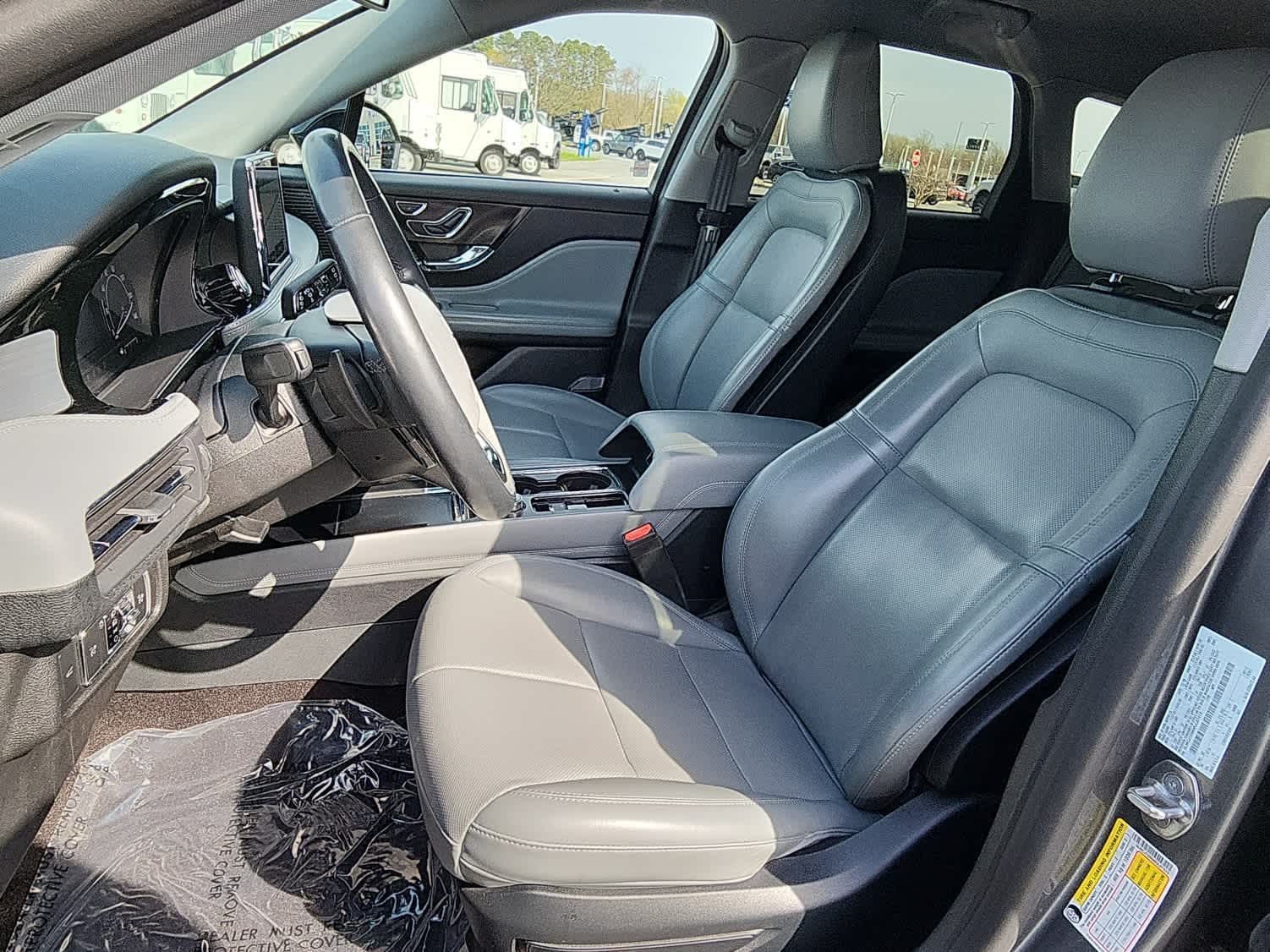 2021 Lincoln Corsair Standard photo 13
