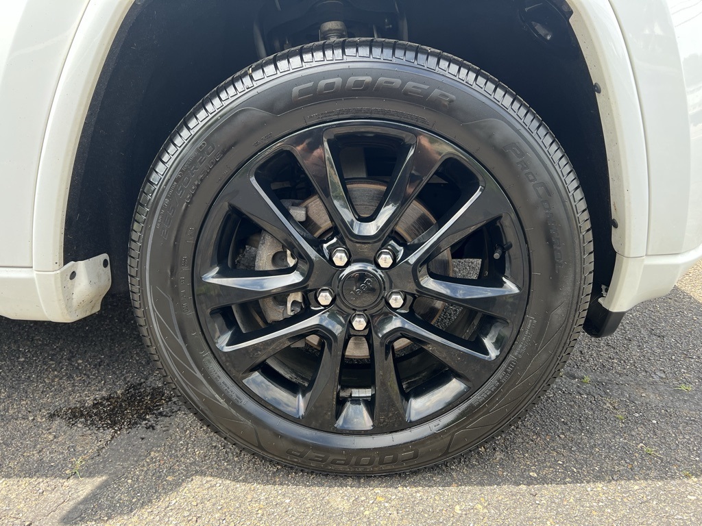 2020 Jeep Grand Cherokee Altitude photo 10
