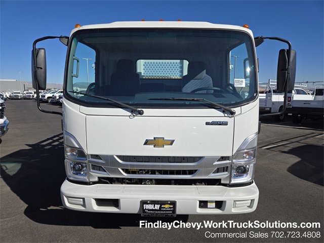 2024 Chevrolet Silverado 4500HD photo 2