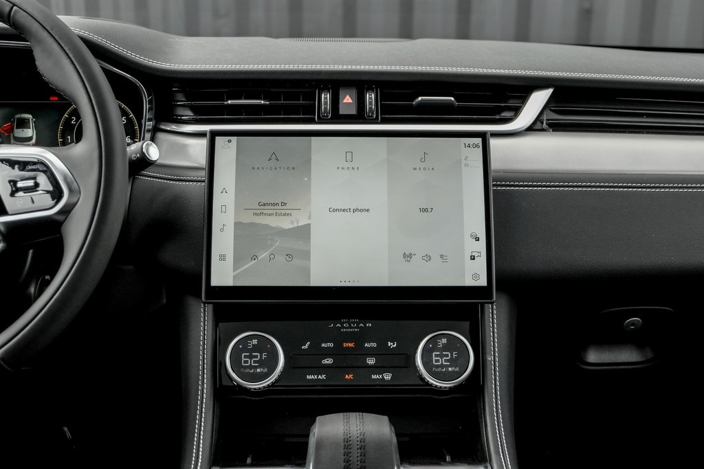 2026 Jaguar F-PACE P250 R-Dynamic S photo 16