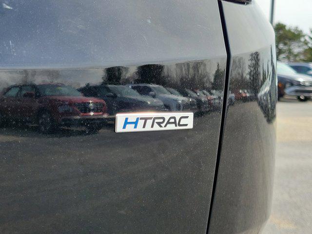 2025 Hyundai Tucson Hybrid Limited photo 4