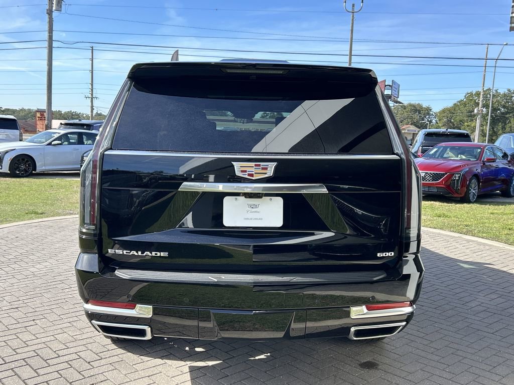 2026 Cadillac Escalade ESV Luxury photo 4