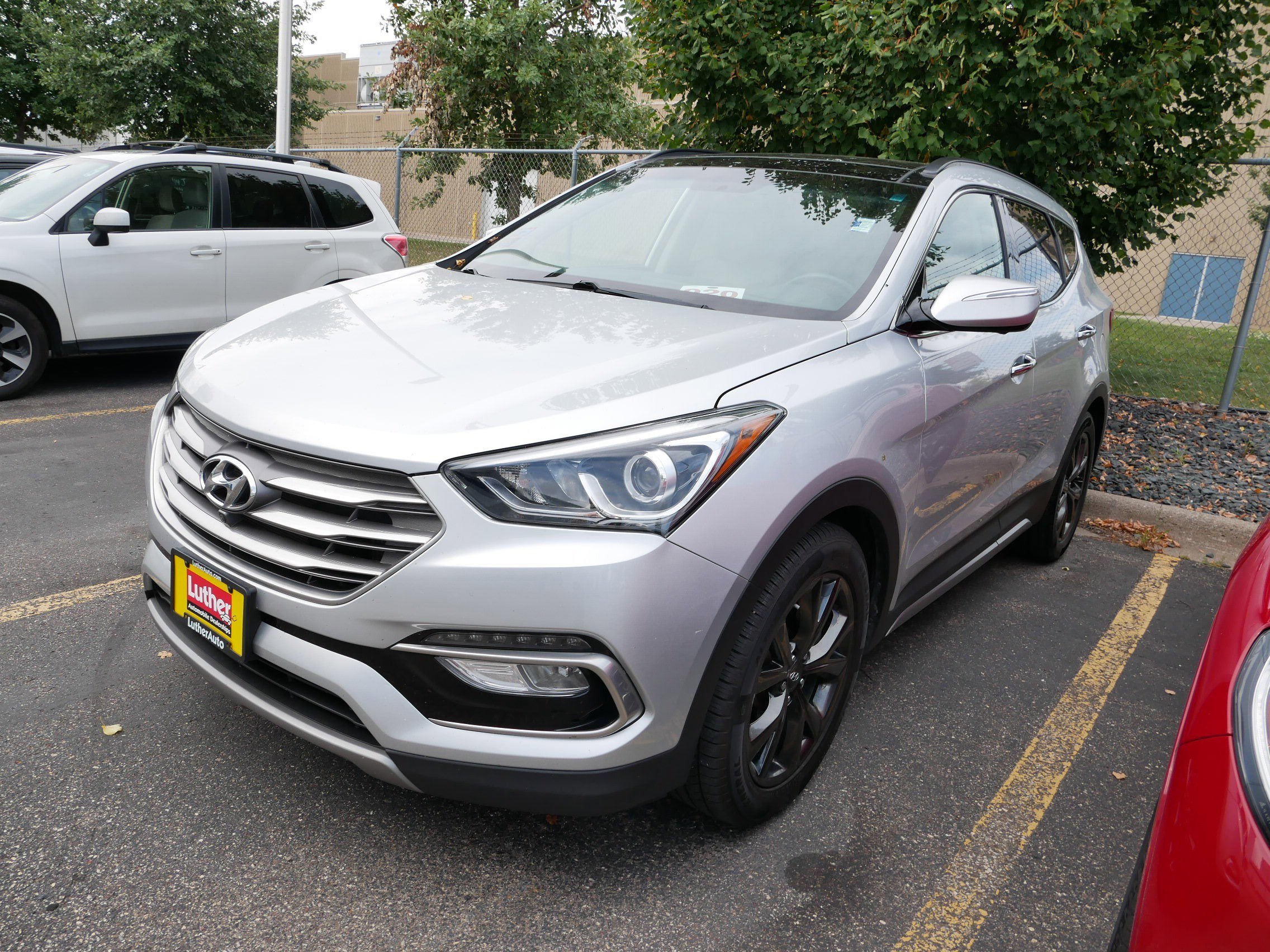 2017 Hyundai Santa Fe Sport 2.0T Ultimate photo 3