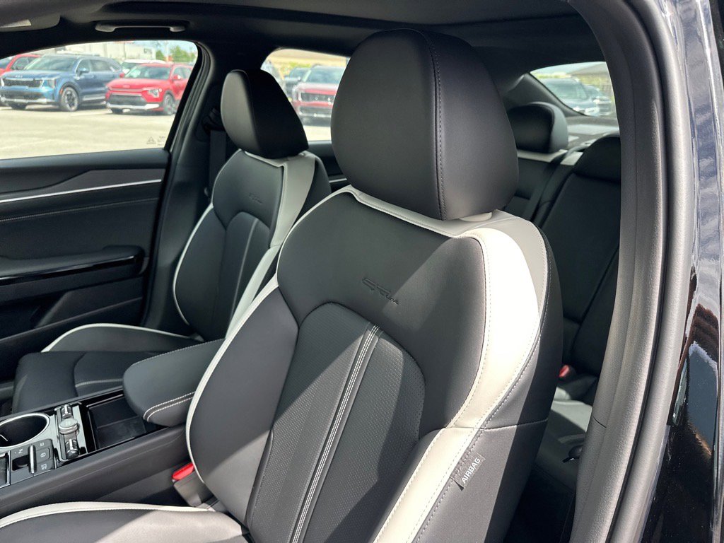 2026 Kia K5 GT-Line photo 14