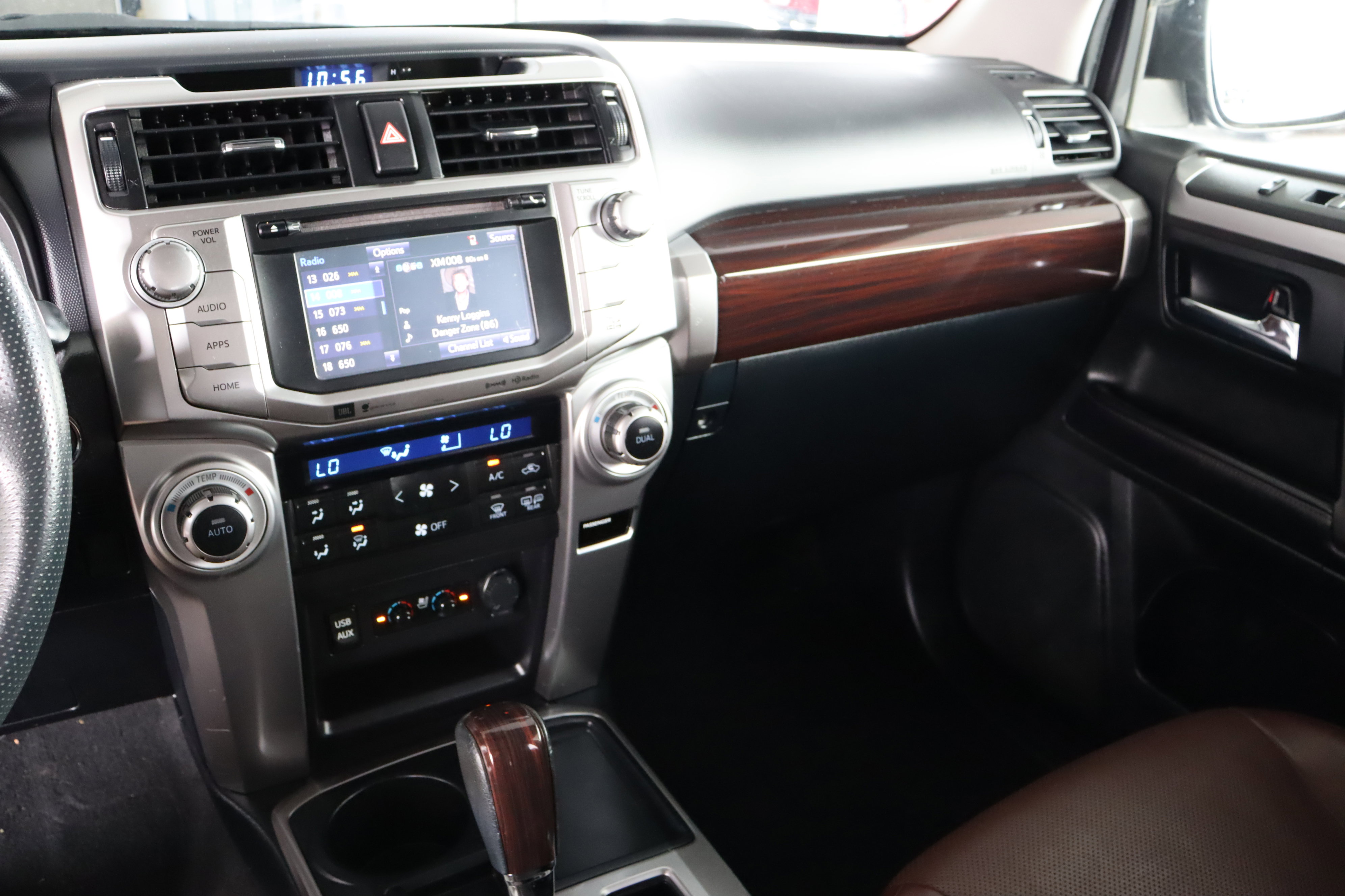 2019 Toyota 4Runner Limited photo 16