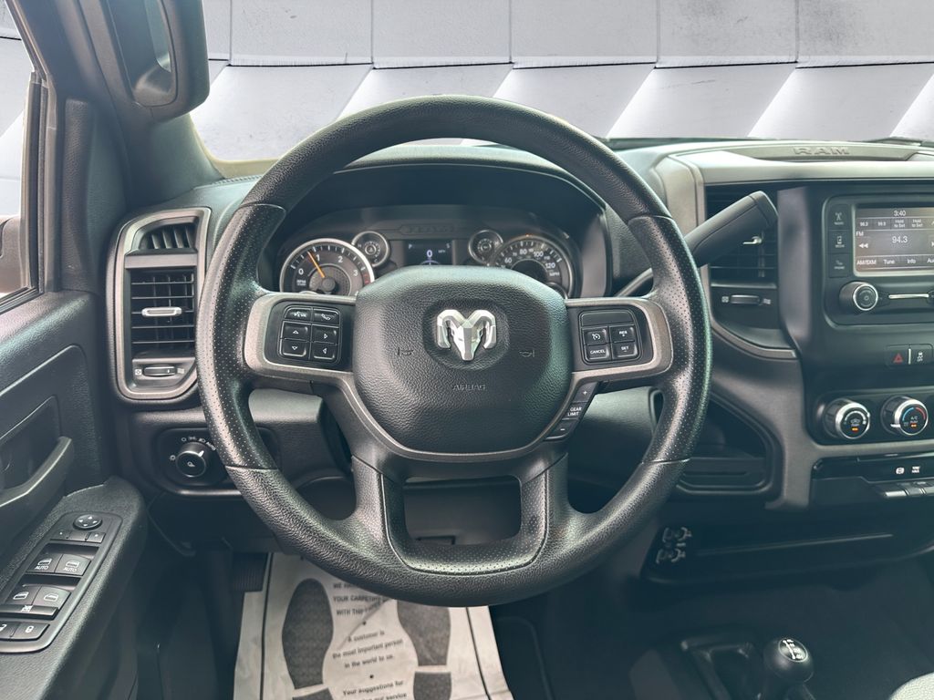 2022 Ram 2500 Tradesman photo 9