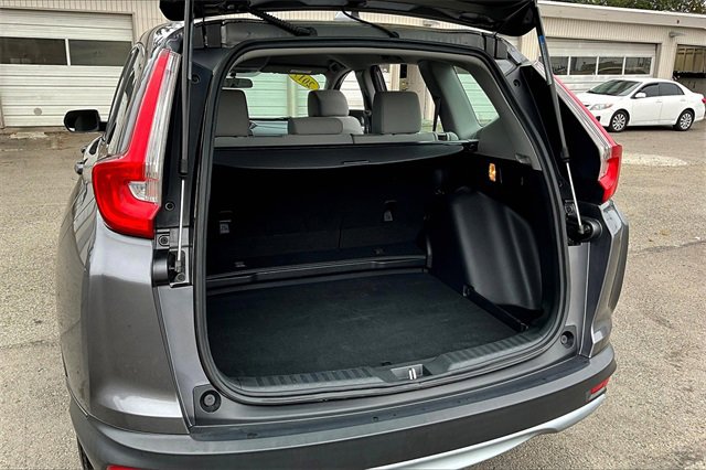2017 Honda CR-V LX photo 25