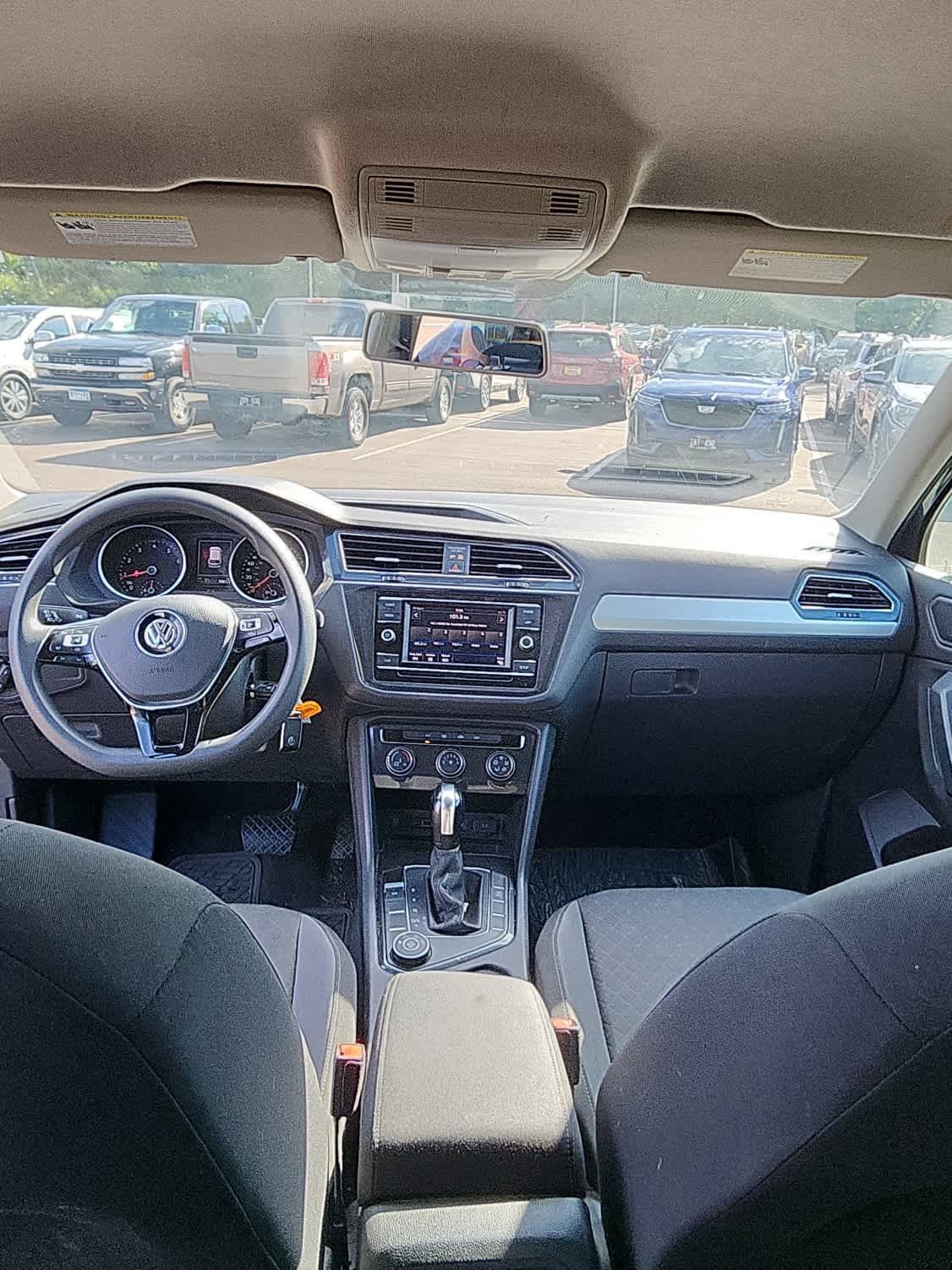 2019 Volkswagen Tiguan S photo 7