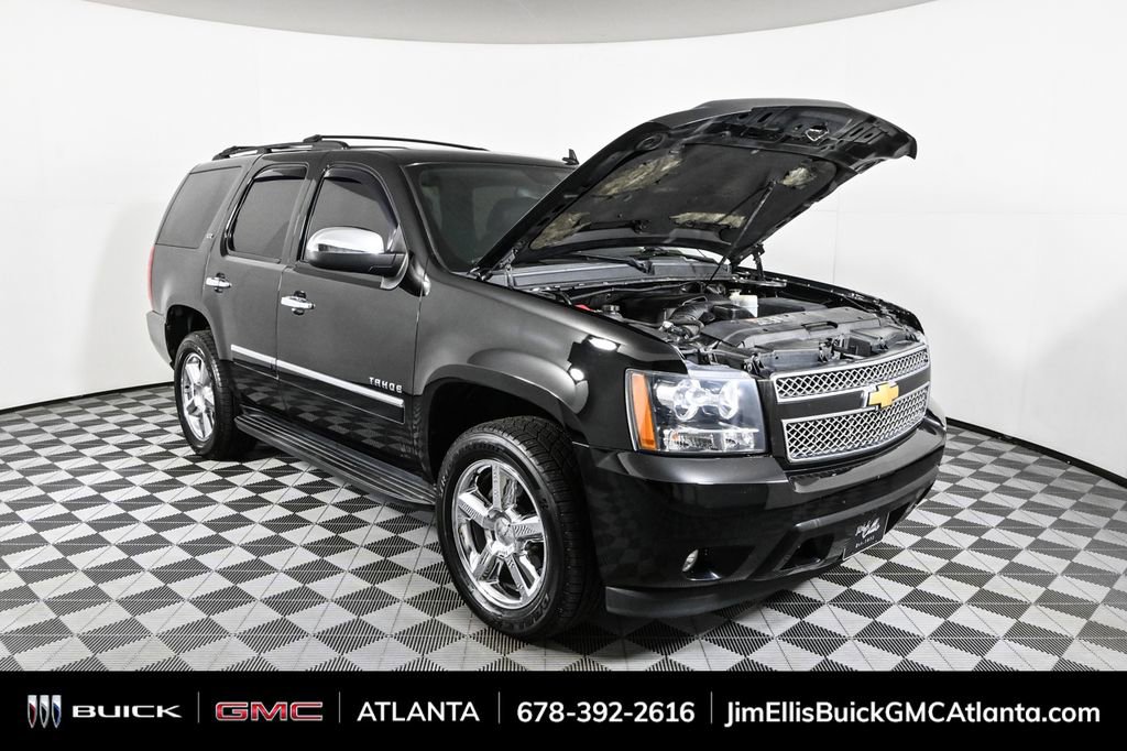 2013 Chevrolet Tahoe LTZ photo 31