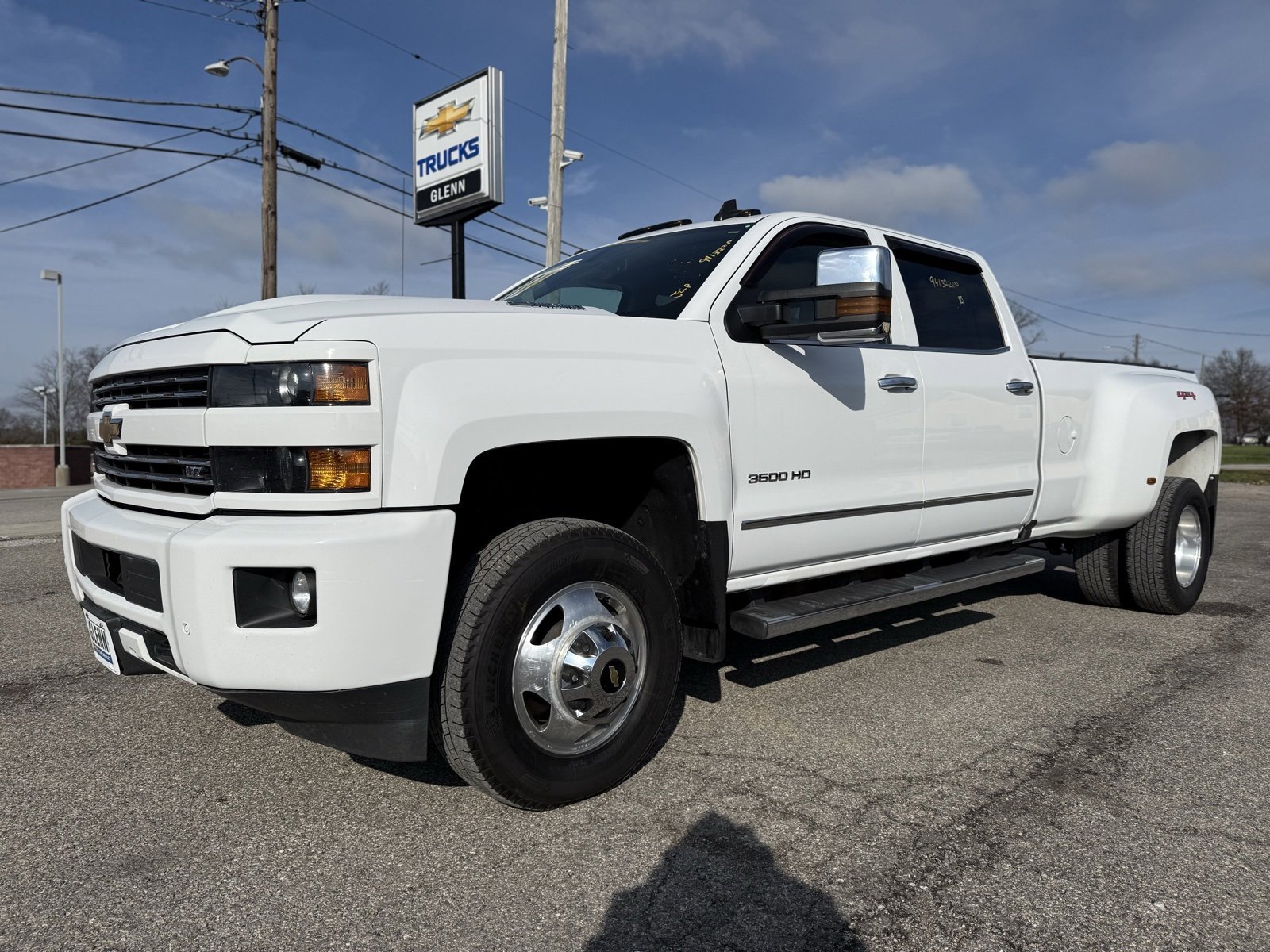 2019 Chevrolet Silverado 3500HD LTZ photo 2