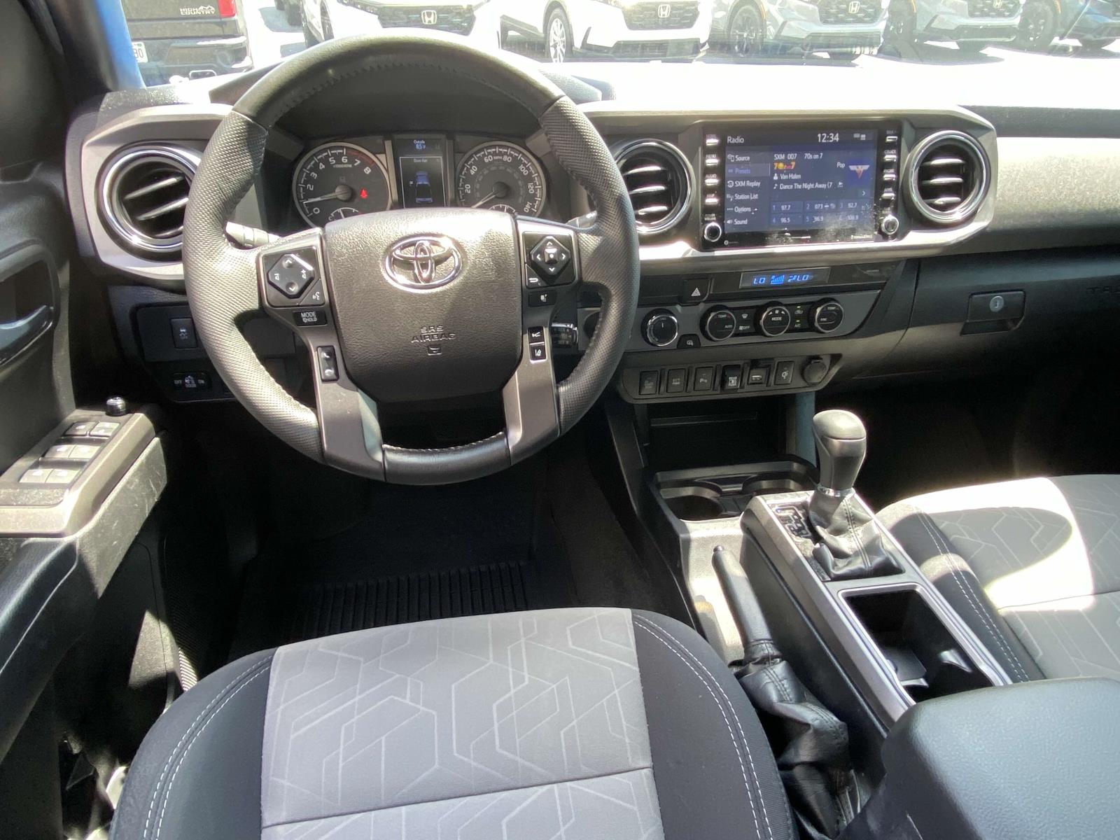 2021 Toyota Tacoma TRD Double Cab V6 photo 9