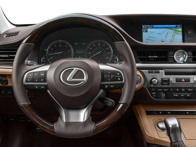 2017 Lexus ES 350 photo 10