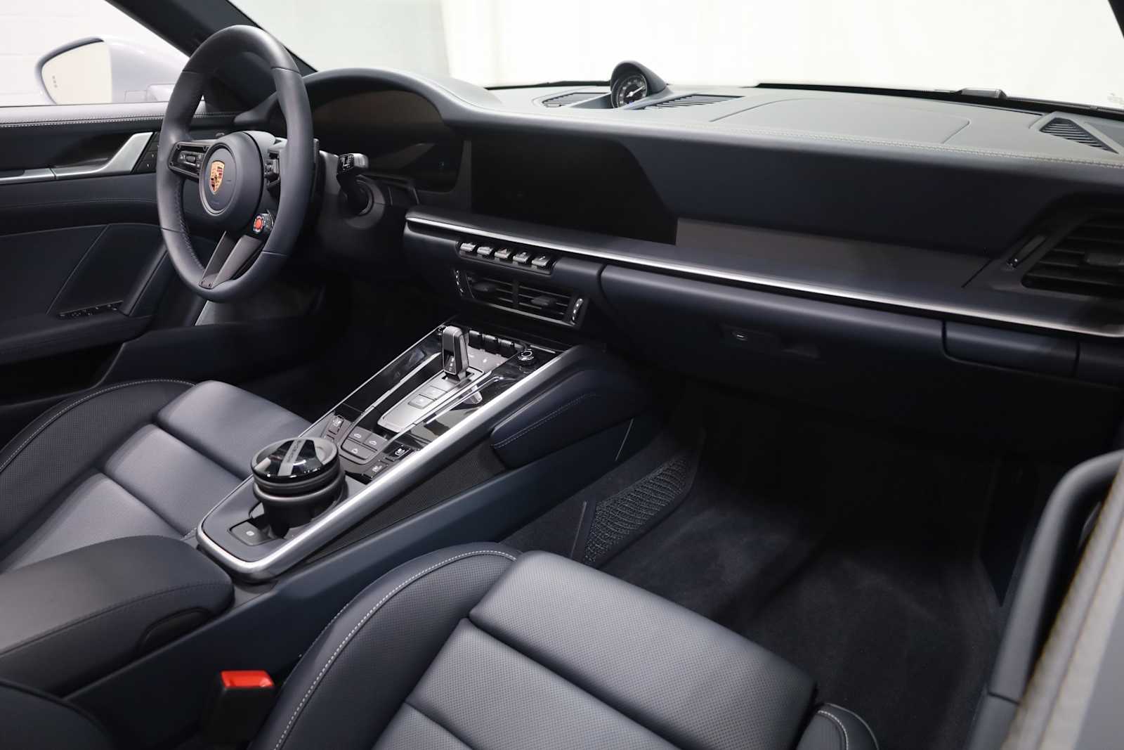 2025 Porsche 911 S photo 7
