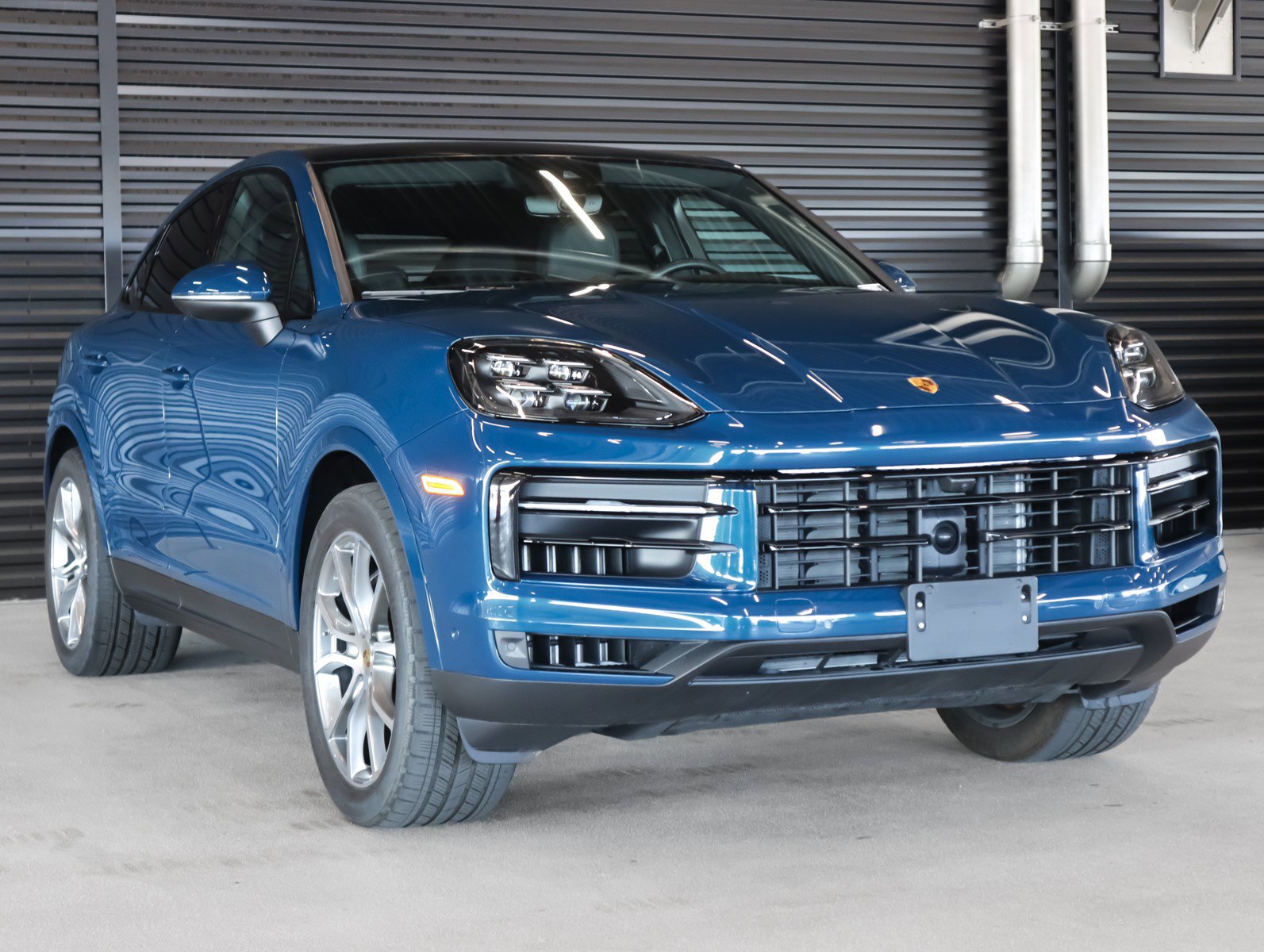 2024 Porsche Cayenne Coupe photo 7