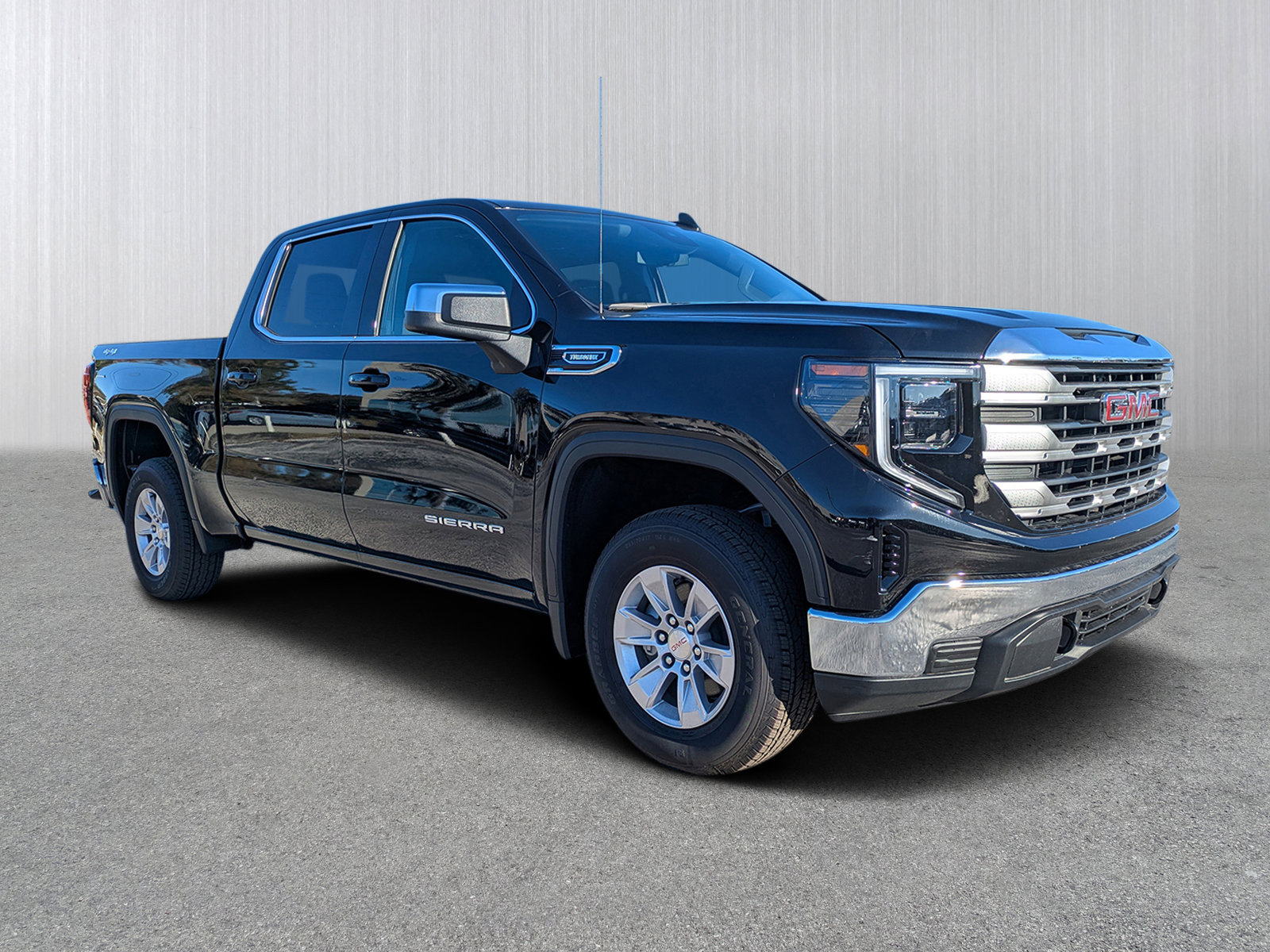 2026 GMC Sierra 1500 SLE's photo