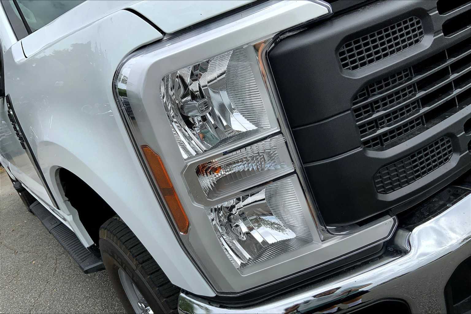 2026 Ford F-250 XL photo 13