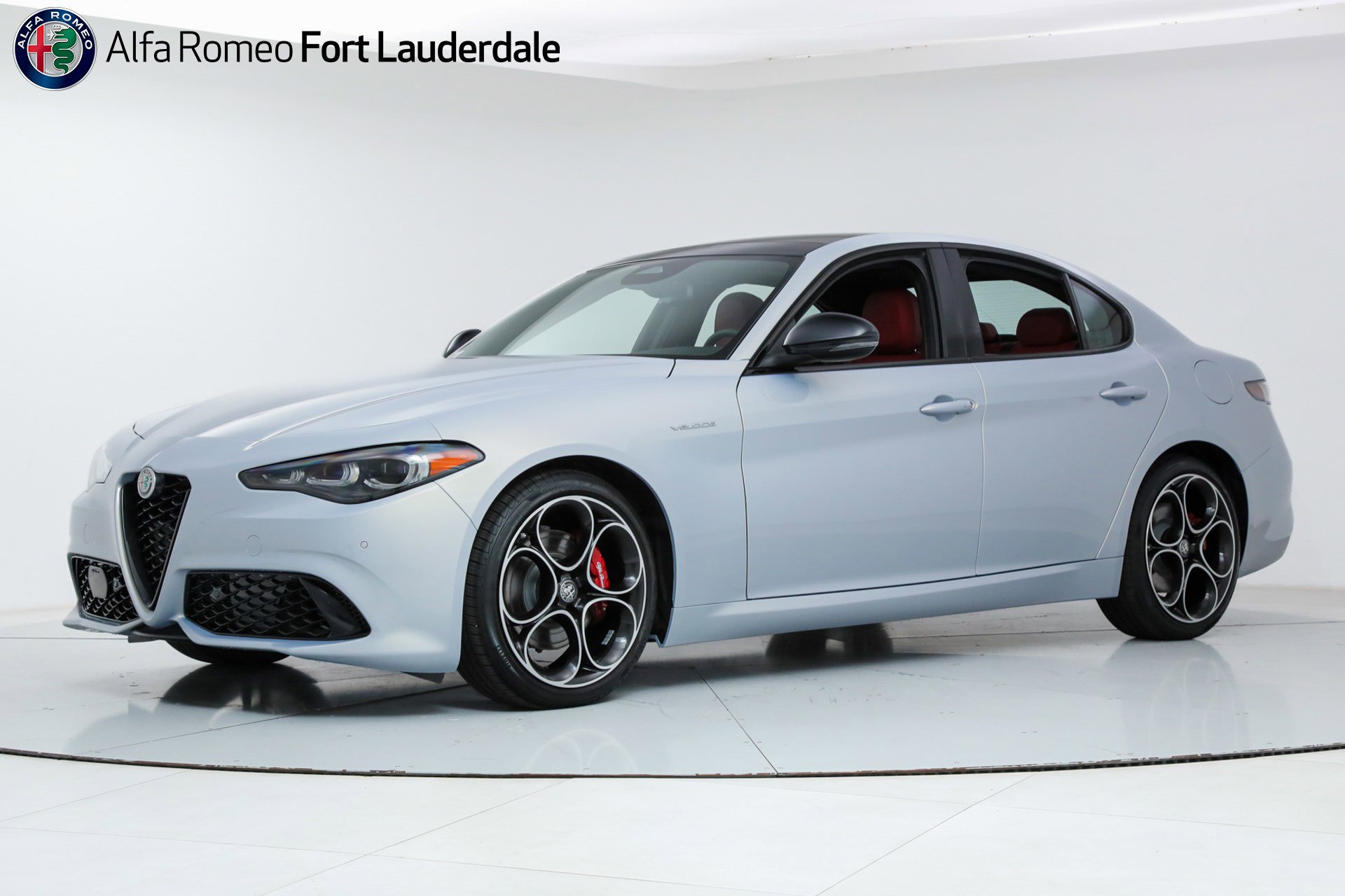 2025 Alfa Romeo Giulia Base's photo