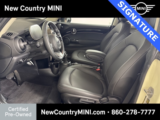 2023 Mini Cooper Signature photo 14