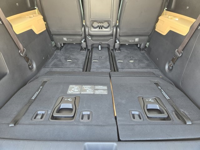 2022 Kia Carnival EX photo 26