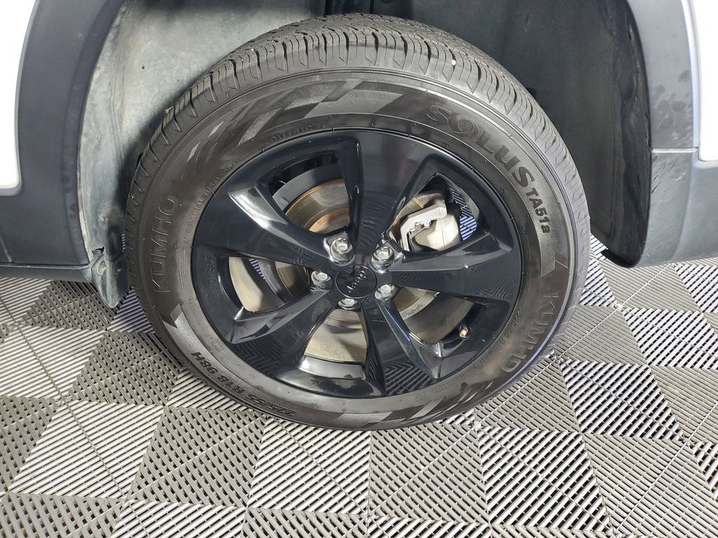 2018 Jeep Cherokee Latitude photo 23