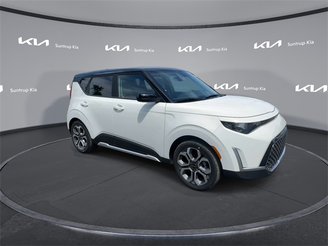 2025 Kia Soul EX photo 2