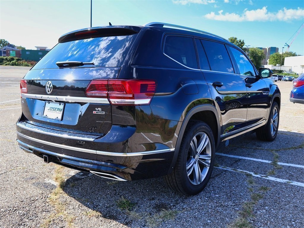 2019 Volkswagen Atlas V6 SEL R-Line photo 4