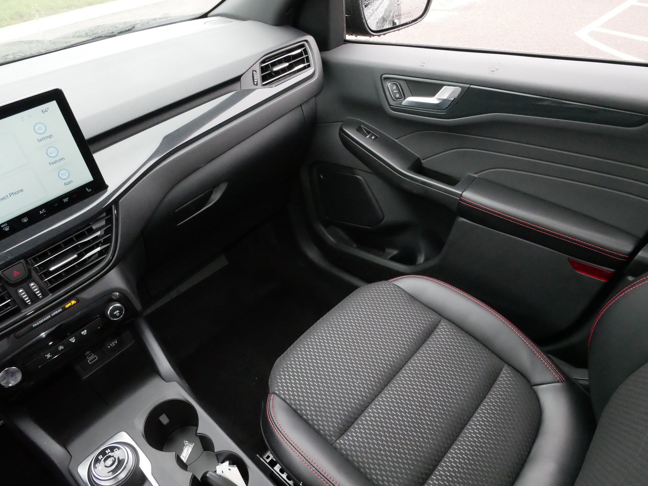 2024 Ford Escape ST-Line photo 9
