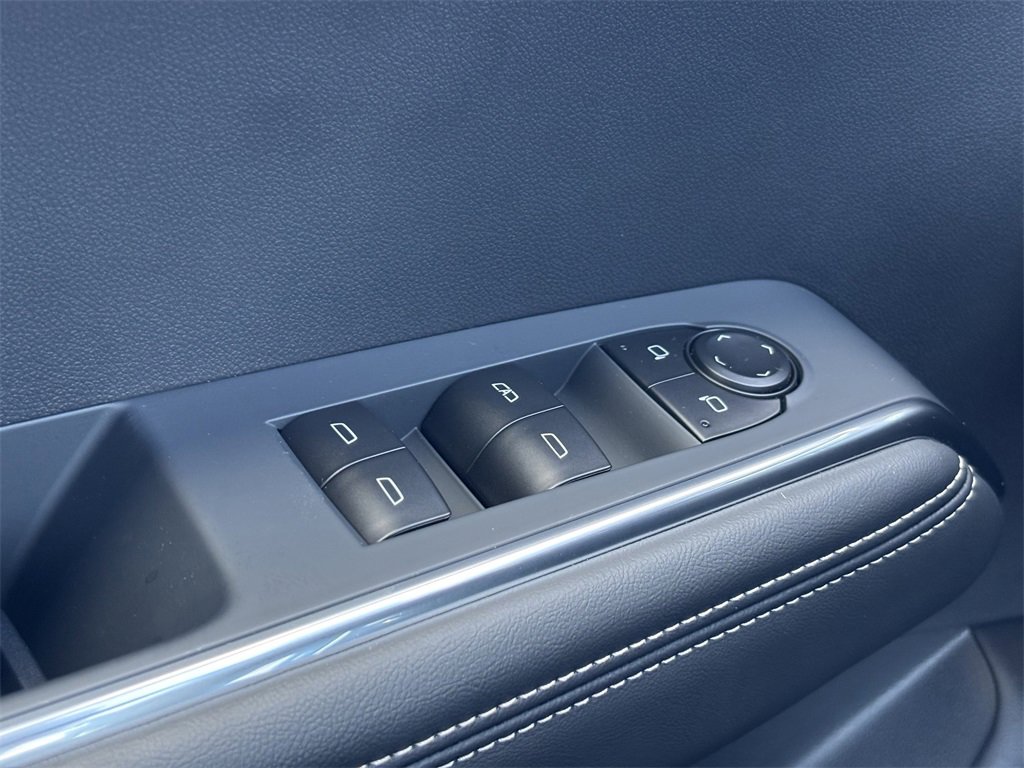2026 Gmc Acadia Elevation photo 9
