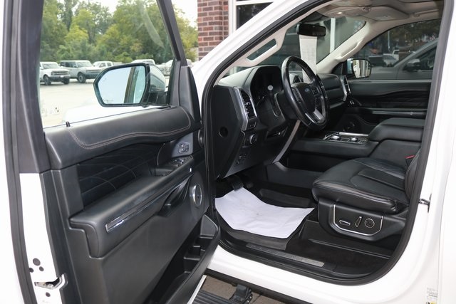 2020 Ford Expedition MAX Platinum photo 30