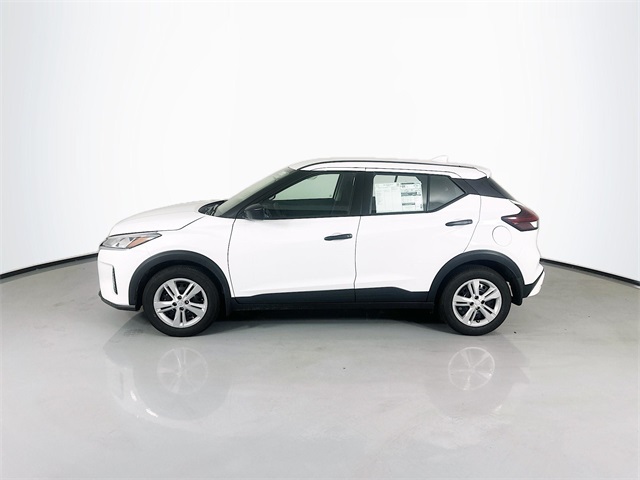 2024 Nissan Kicks S photo 4