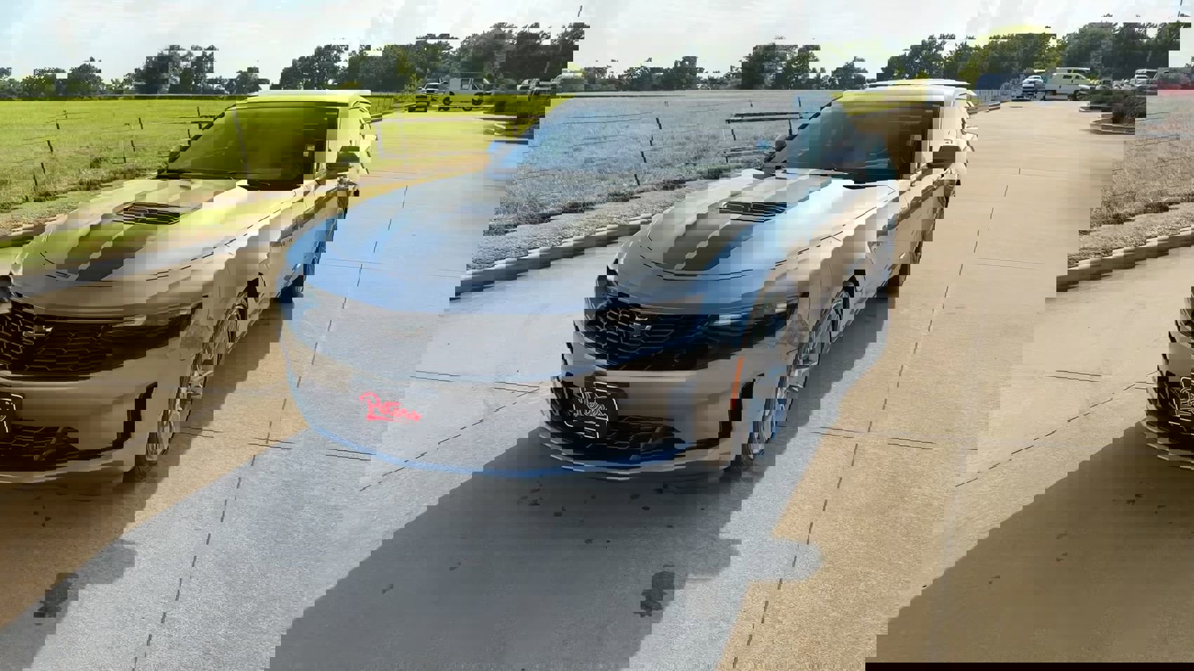 2020 Chevrolet Camaro LT1 photo 3