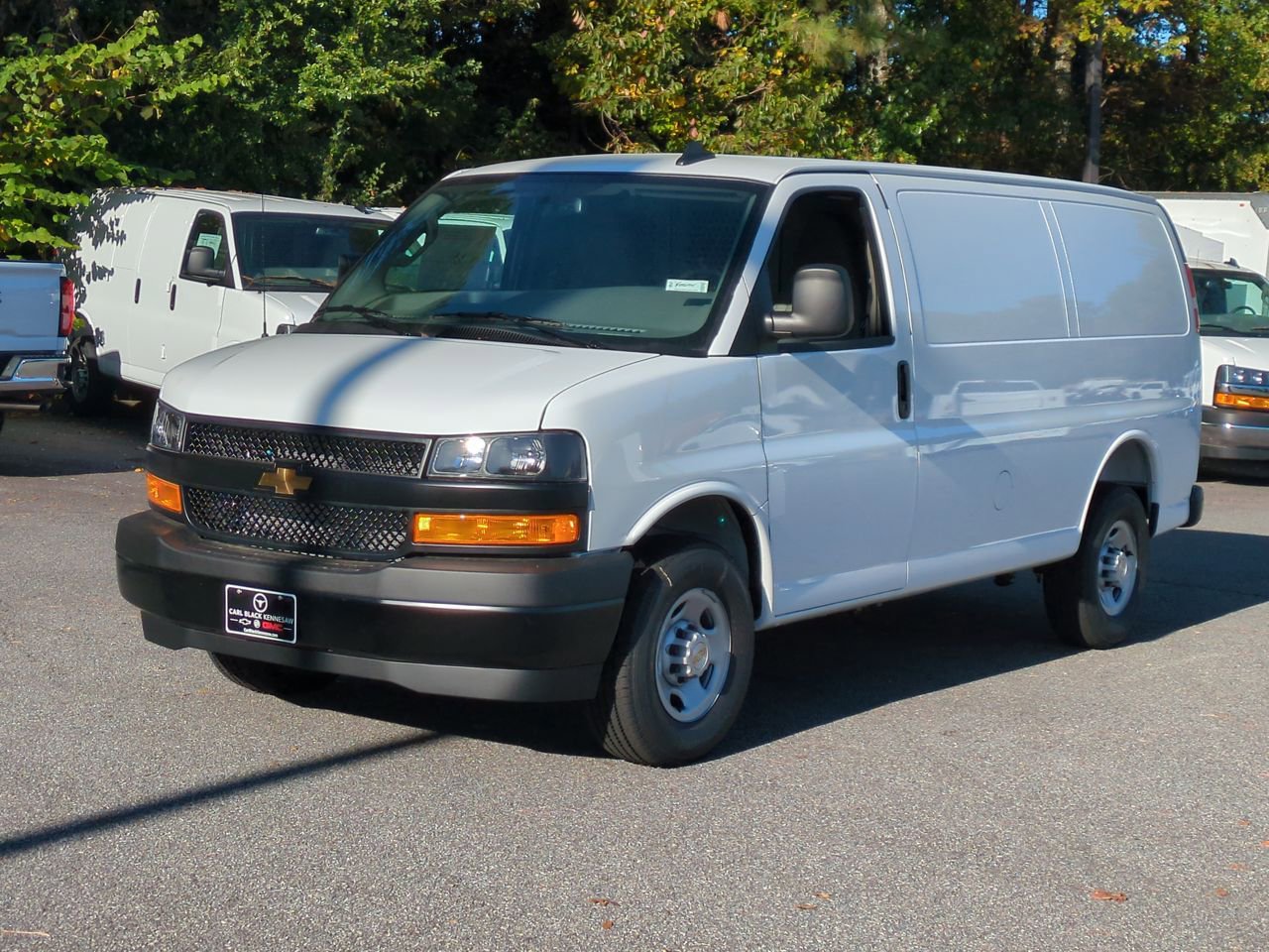 2025 Chevrolet Express Cargo Work Van's photo