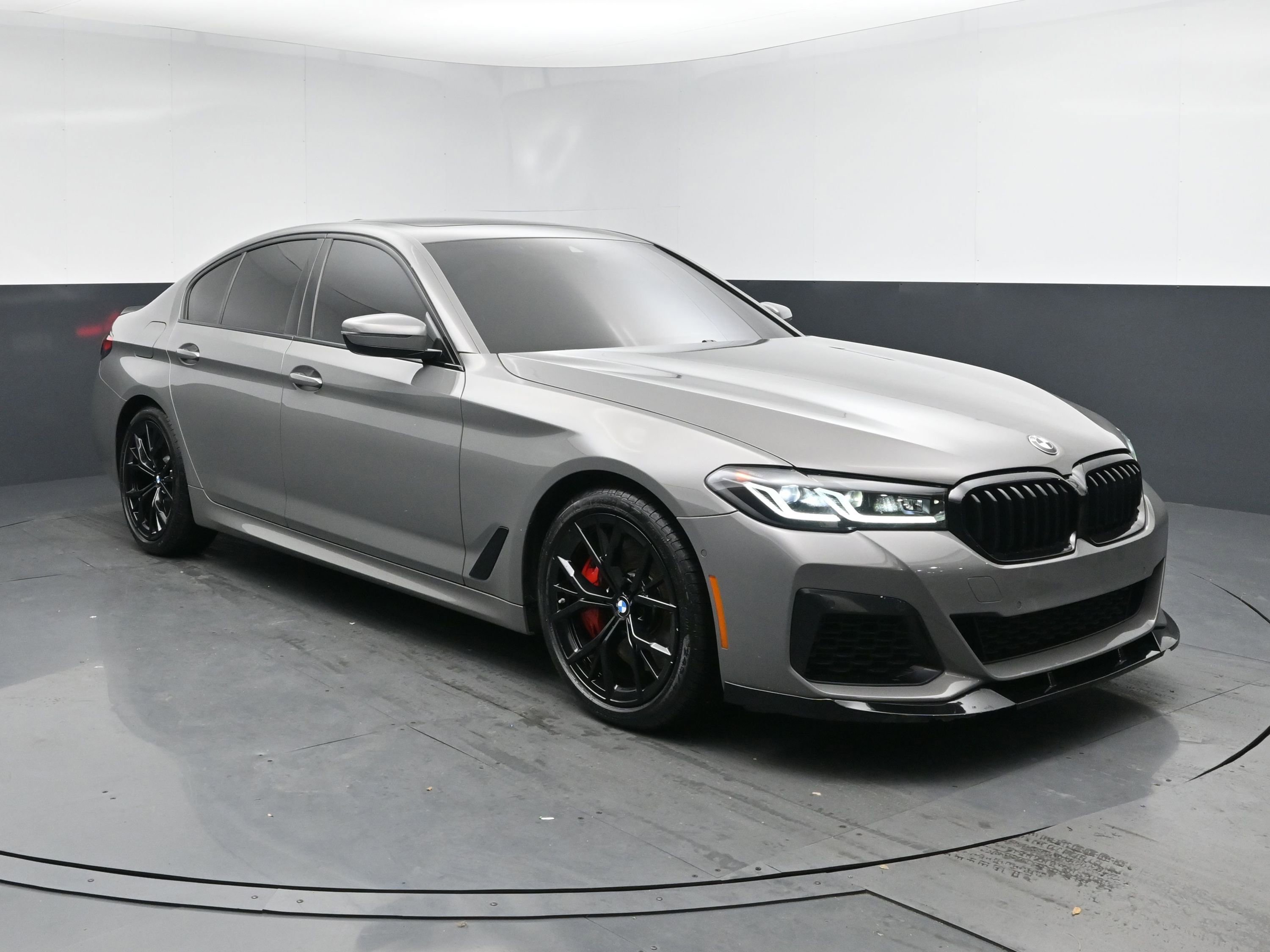 2022 Bmw 540i xDrive photo 2