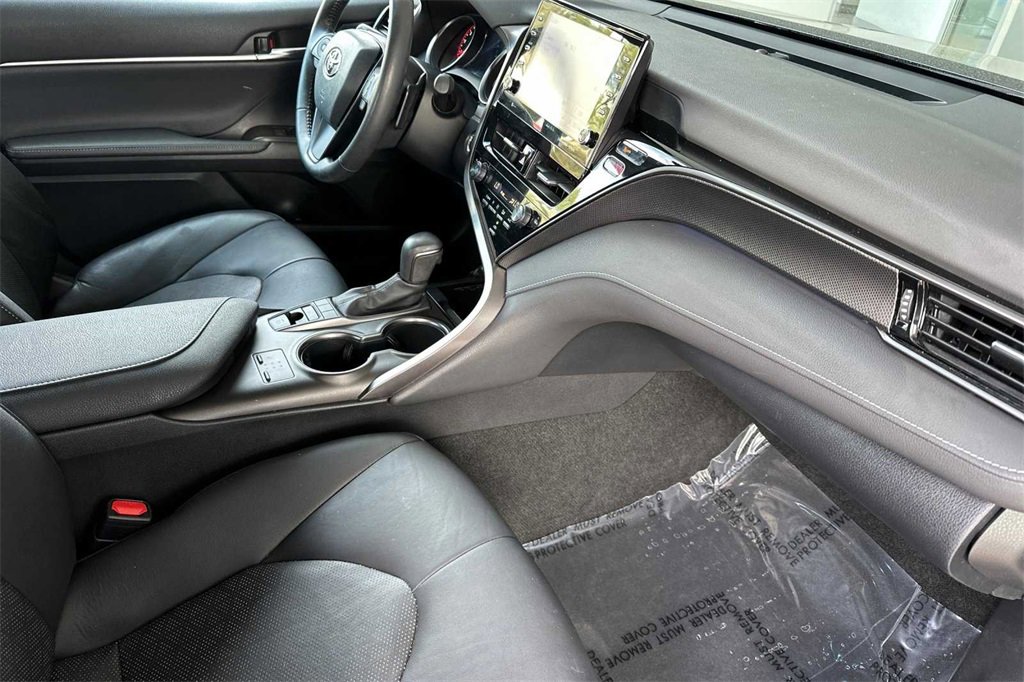 2022 Toyota Camry XSE photo 15