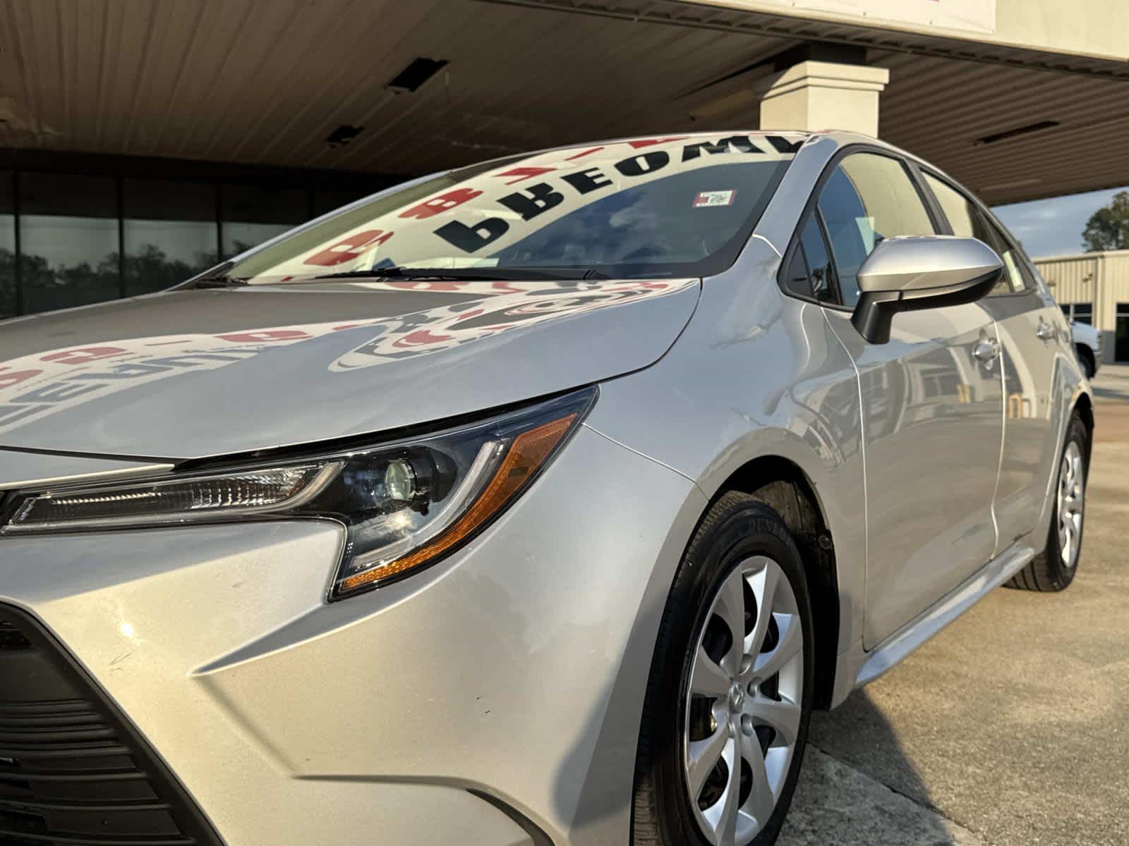 2024 Toyota Corolla LE photo 4