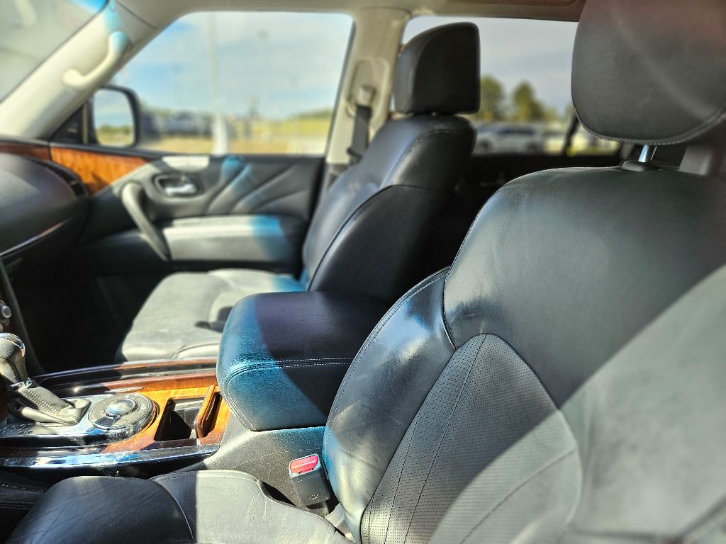 2017 Infiniti QX80 Base photo 7