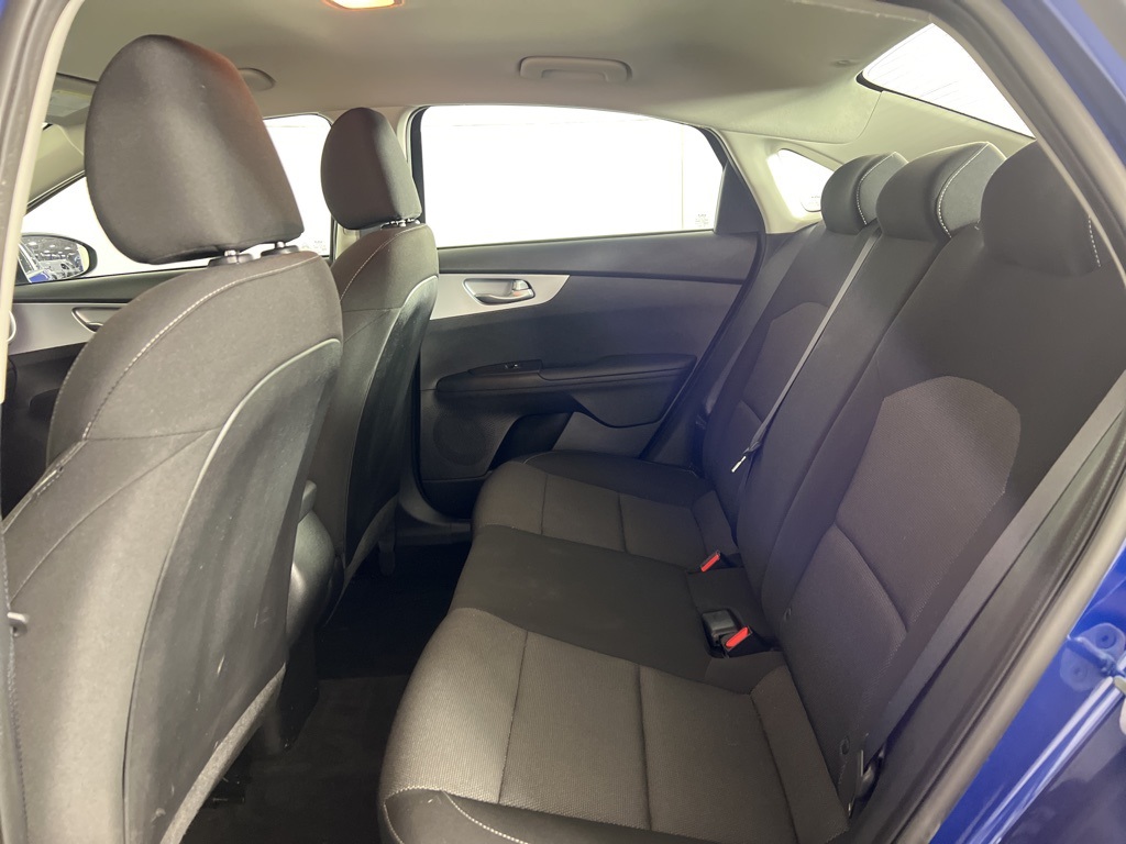 2023 Kia Forte LXS photo 7